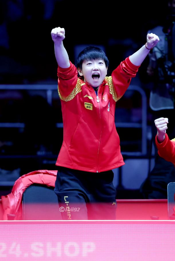 法国羽毛球队血洗中国羽毛球队，马琳惊艳世界