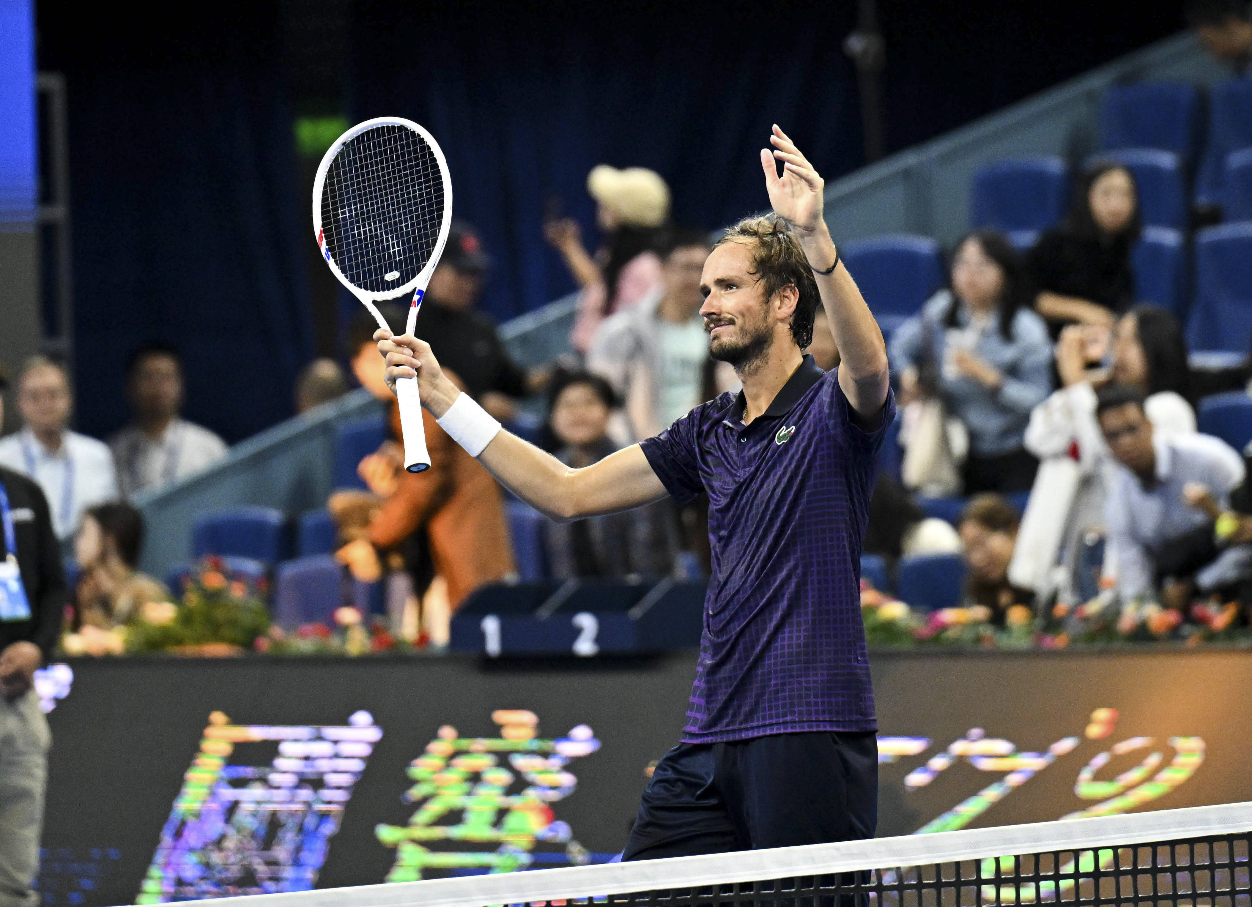 英国网球队力克澳大利亚网球队,梅德韦杰夫高光表现 英国网球队力克澳大利亚网球队,梅德韦杰夫高光表现