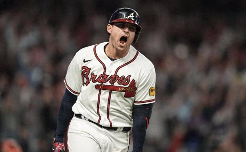 雷霆血洗勇士B队,哈里斯爆发神勇 雷霆血洗勇士B队,哈里斯爆发神勇