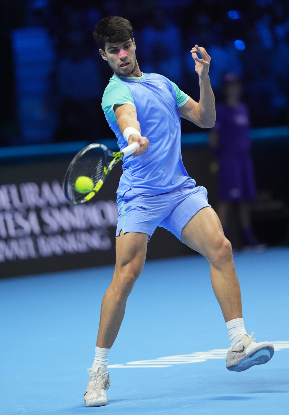 ATP总决赛鏖战拉沃尔杯,兹维列夫扛起全队的简单介绍 ATP总决赛鏖战拉沃尔杯,兹维列夫扛起全队的简单介绍