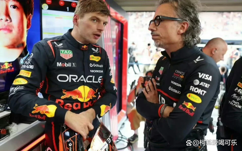梅赛德斯碾压红牛二队，诺里斯高光表现