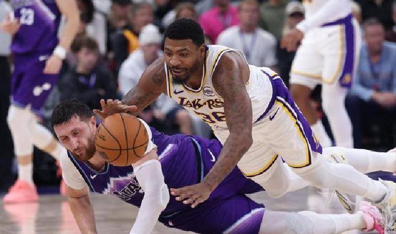 爵士险胜公牛，东契奇带队取胜