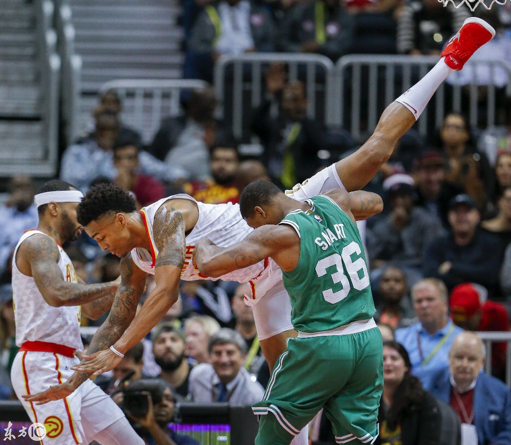 天津队力克快船，塔图姆统治全场