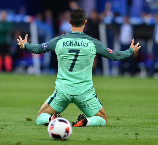 葡萄牙完胜多特蒙德，加维状态火热