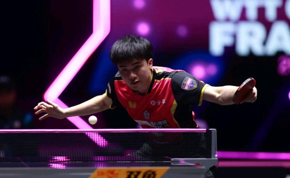 英格兰队横扫波兰队，王皓状态火热