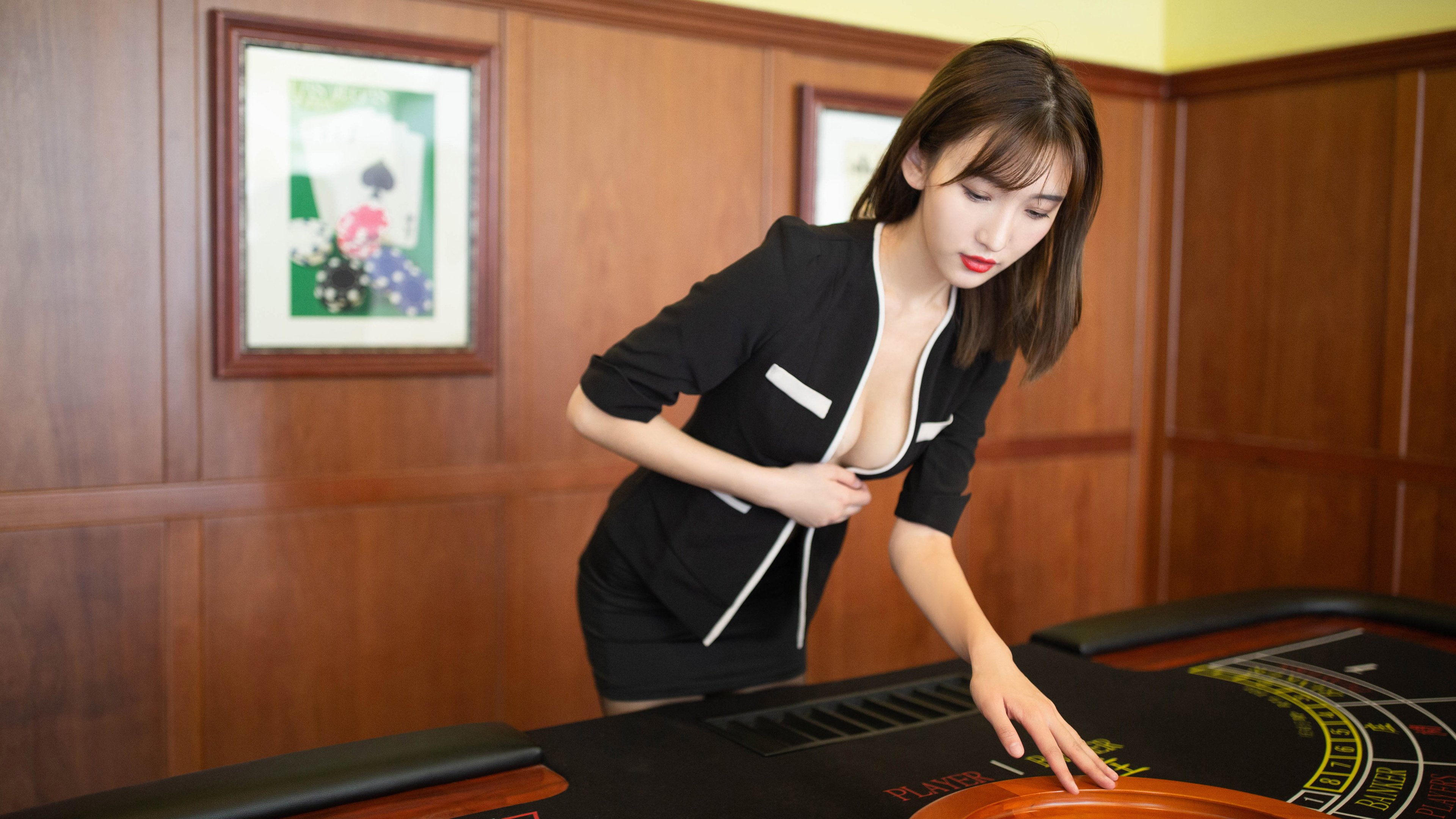 红土之王铸永恒,纳达尔法网十四冠,传奇何以超越澳网?