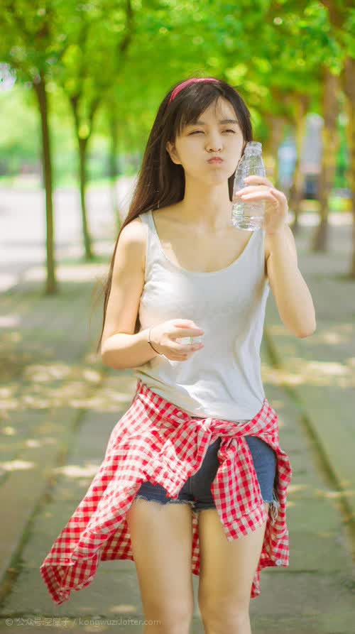 宿命之墙，2026世界杯G组，当北欧巨浪吞没三狮军团，罗德里戈的致命一击刺穿百年恩怨